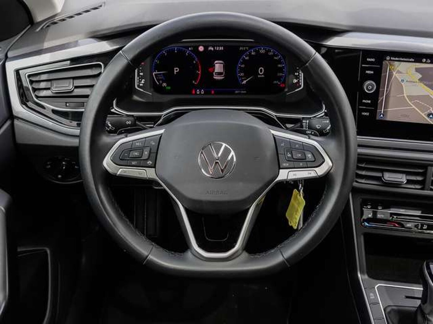 Volkswagen  Style NAVI PANO LM LED PDC SPURH KAM VICO