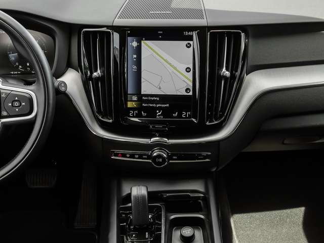 Volvo  B4 (Diesel) AWD Momentum Pro LED Harman/Kardon